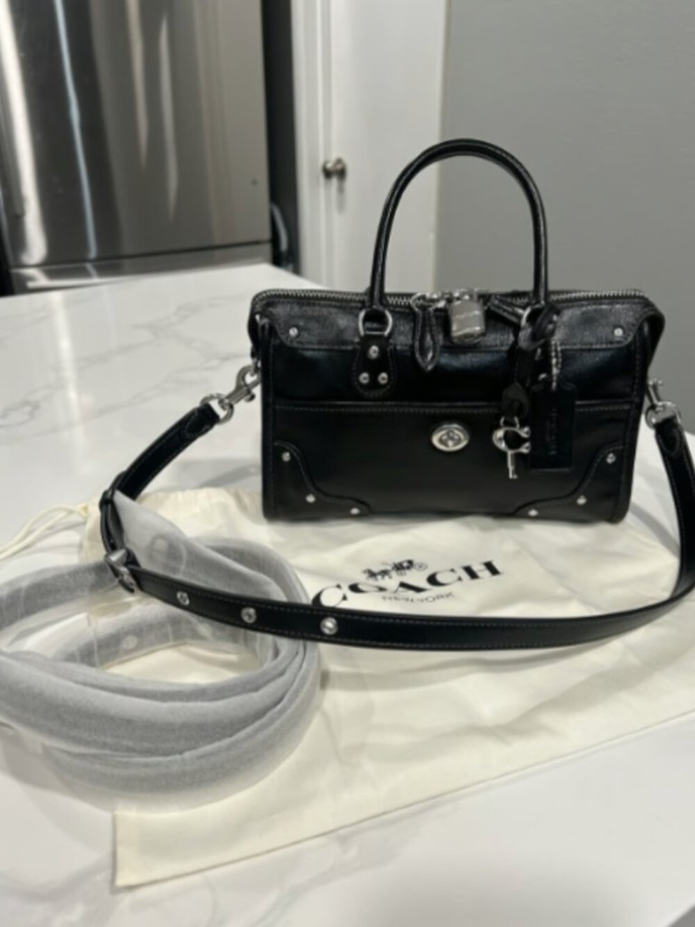 Coach Rhyder 24 black - Picture 2 of 6